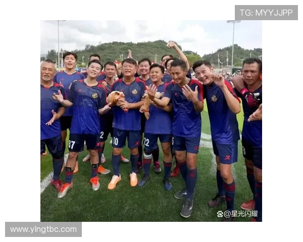 与足球明星合影时的注意事项和技巧分享